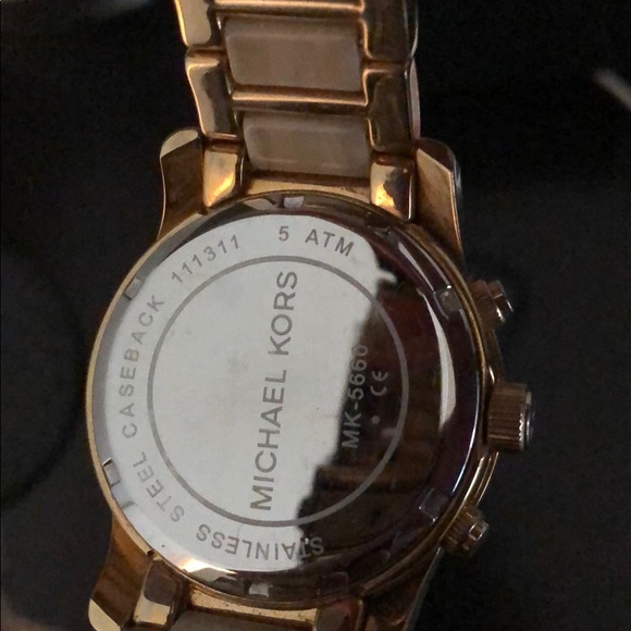 Michael Kors Gold Watch - Picture 2 of 2